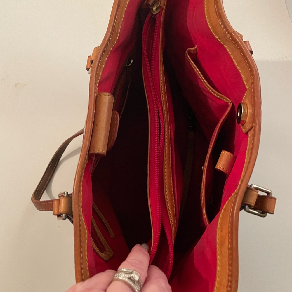 Purses. - Picture 12 of 13